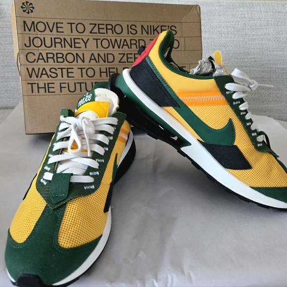 NWT NIKE Air Max Pre-Day University Gold Gorge Green Sneakers Size:10.5